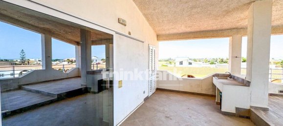 Квартира с 3 комнатами в Ното, Италия № 257977 2