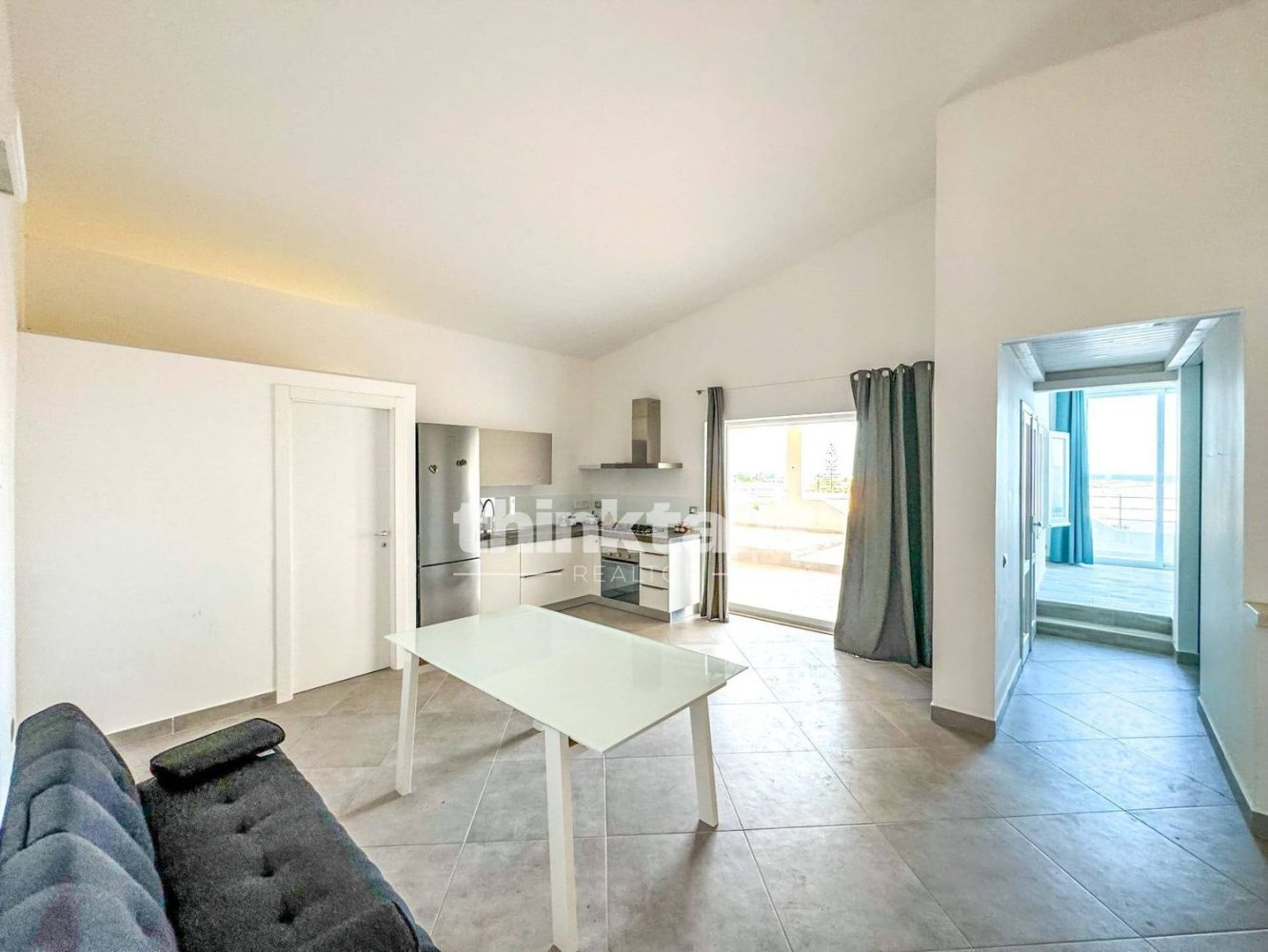 Квартира с 3 комнатами в Ното, Италия № 257977