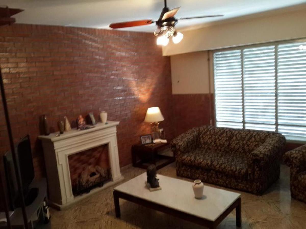 2 bedrooms House in Santa Fe, Argentina No. 60772