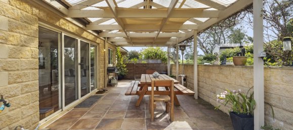 Granja de 3 dormitorios en Mardan, Australia No. 234 23