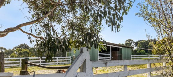 Granja de 3 dormitorios en Mardan, Australia No. 234 27