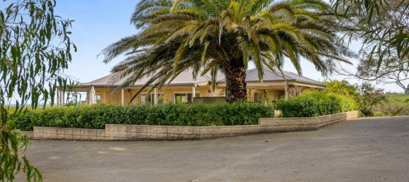 Granja de 3 dormitorios en Mardan, Australia No. 234 28