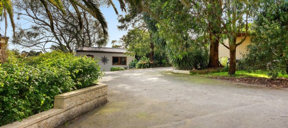 Granja de 3 dormitorios en Mardan, Australia No. 234 24