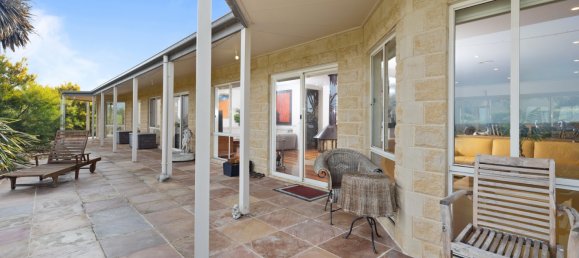 Granja de 3 dormitorios en Mardan, Australia No. 234 21