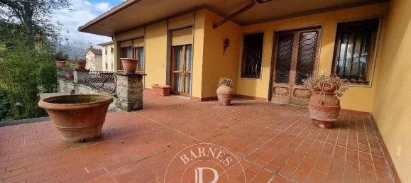 3 bedrooms Villa in Vicchio, Italy No. 156536 17
