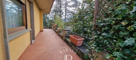 3 bedrooms Villa in Vicchio, Italy No. 156536 12