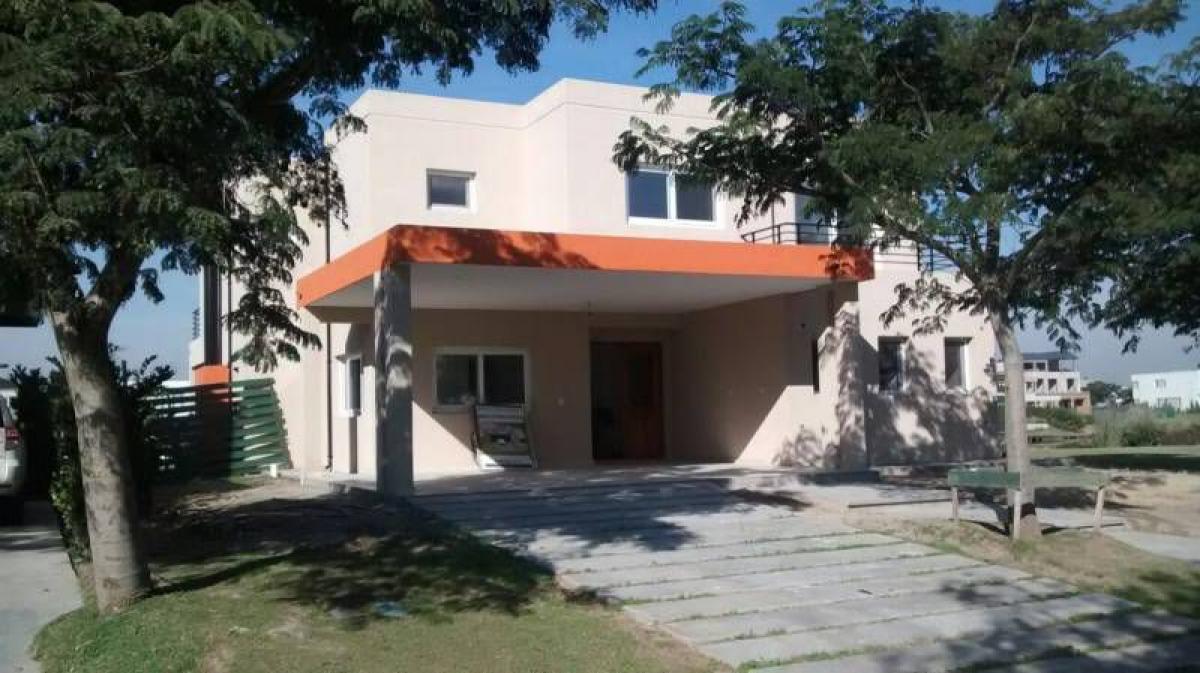 4 bedrooms House in Tigre, Argentina No. 60609