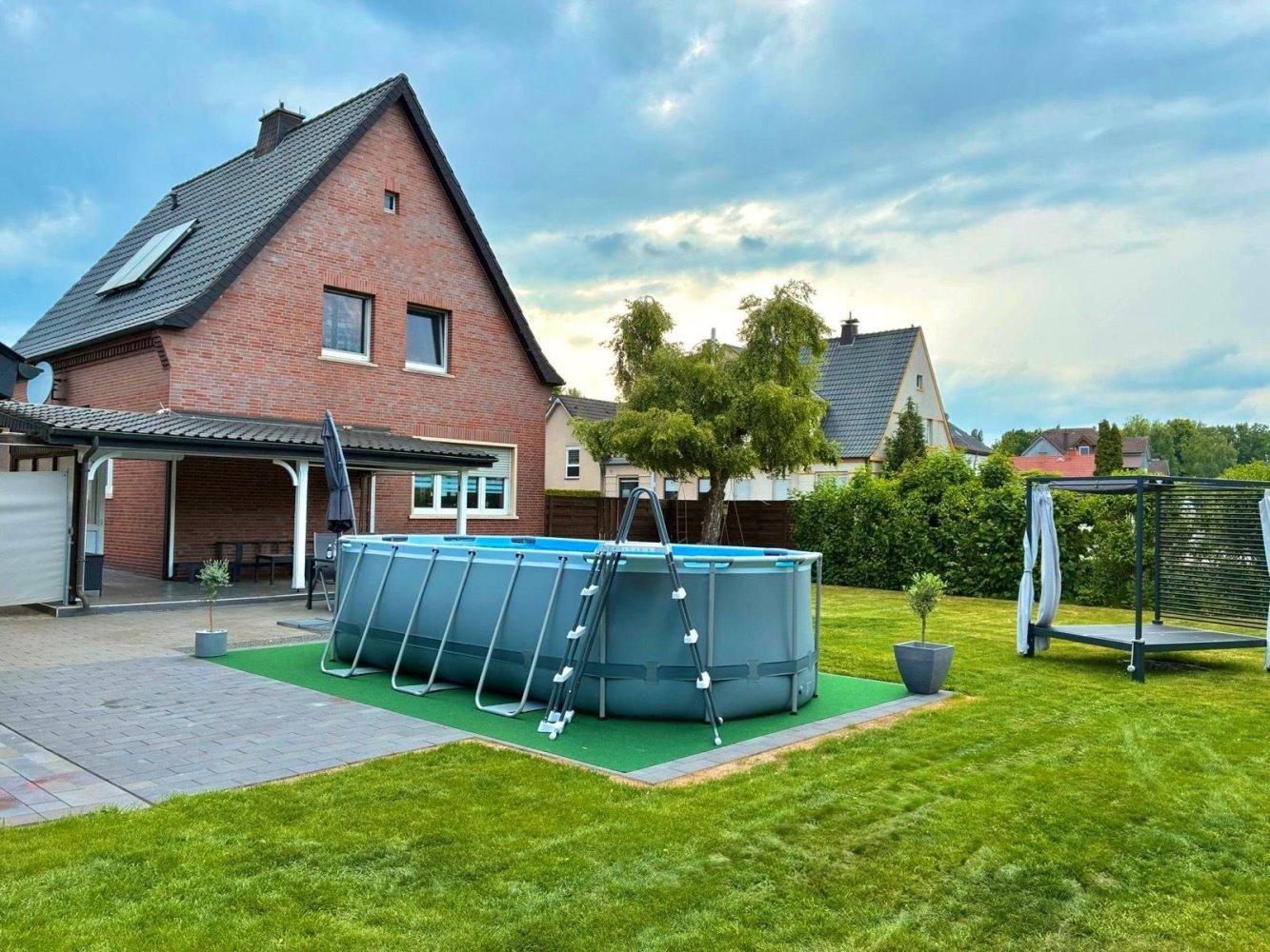 Casa de 4 dormitorios en Unna, Germany No. 351278