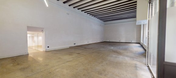 400m² Commercial property in Zaragoza, Spain No. 61498 4