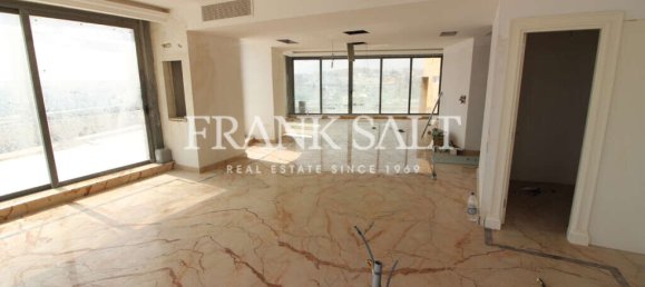 Ático de 3 dormitorios en Saint Julian's, Malta No. 1527 16