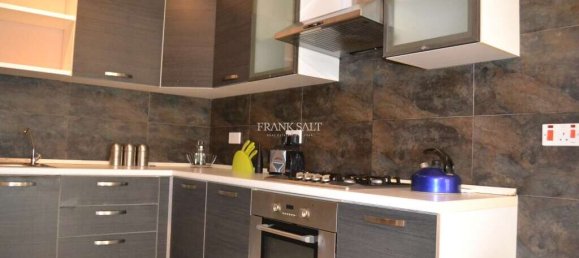 Maisonette de 4 dormitorios en Saint Julian's, Malta No. 9688 5