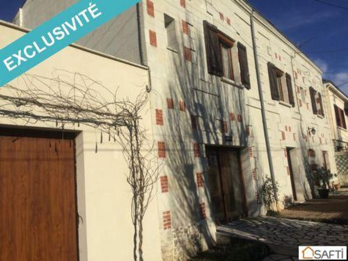 3 bedrooms House in Saumur, France No. 25728