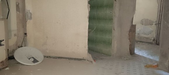 3 bedrooms Apartment in Naples, Italy No. 333912 3