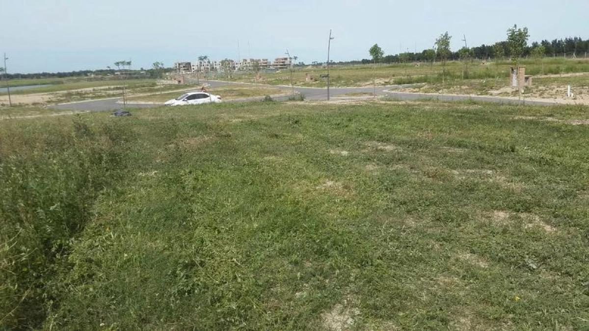  Land in Tigre, Argentina No. 47036