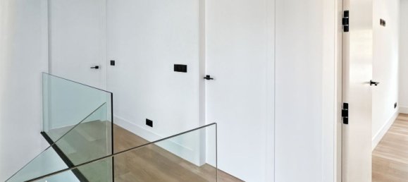 4 Schlafzimmer Haus in A Coruna, Spain, Nr. 82650 56