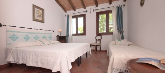 16 rooms House in Orosei, Italy No. 54601 49