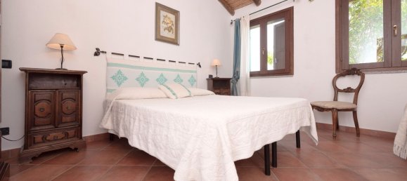 16 rooms House in Orosei, Italy No. 54601 48
