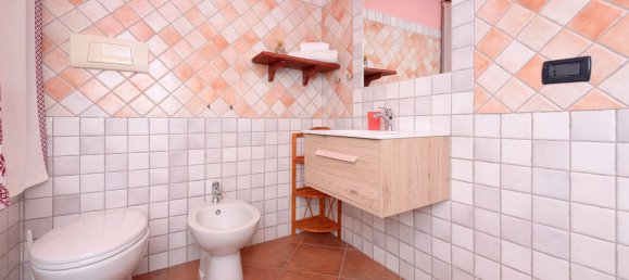 16 rooms House in Orosei, Italy No. 54601 45