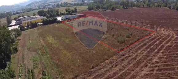 1 room Land in Monte Roberto, Italy No. 7413 4