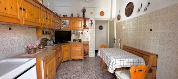 3غرفة شقة في Genoa, Italy رقم 149602 7