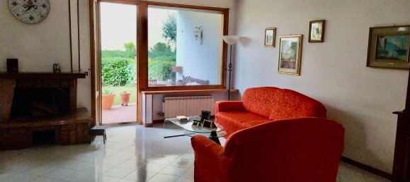 6 rooms House in Rufina, Italy No. 45370 31