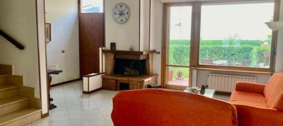 6 rooms House in Rufina, Italy No. 45370 33