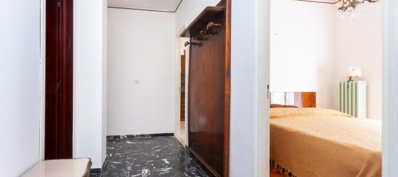4 rooms Apartment in Frassino, Italy No. 154253 9