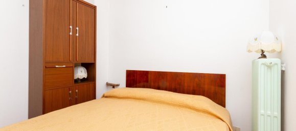 4 rooms Apartment in Frassino, Italy No. 154253 12