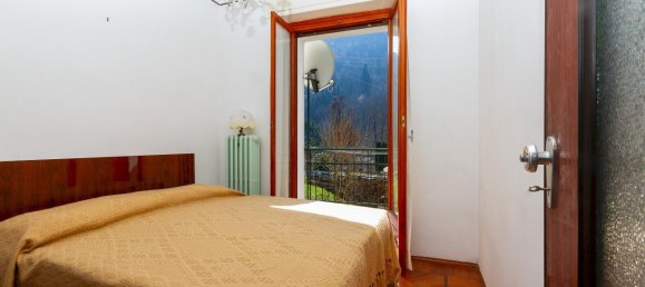 4 rooms Apartment in Frassino, Italy No. 154253 10