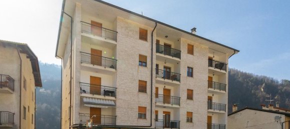 4 rooms Apartment in Frassino, Italy No. 154253 21