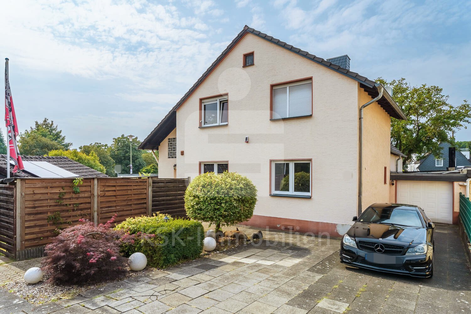 4 bedrooms Townhouse in Rosrath, Germany No. 272497