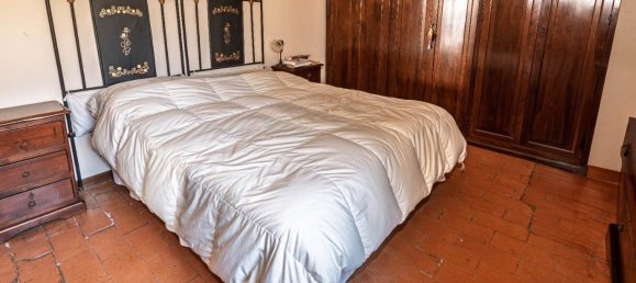 5 rooms House in Assisi, Italy No. 26053 24