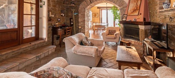 5 rooms House in Assisi, Italy No. 26053 10