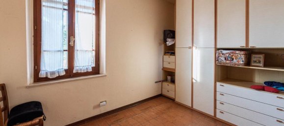 5 rooms House in Assisi, Italy No. 26053 25