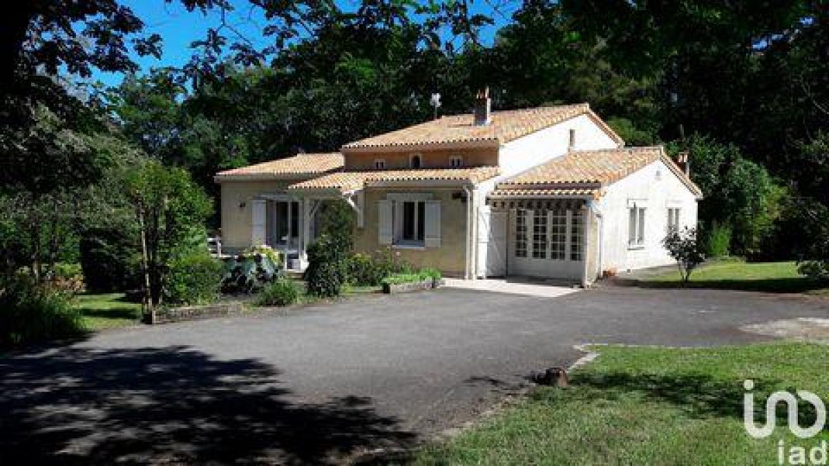 Дом с 3 спальнями в Гара, Франция № 31058