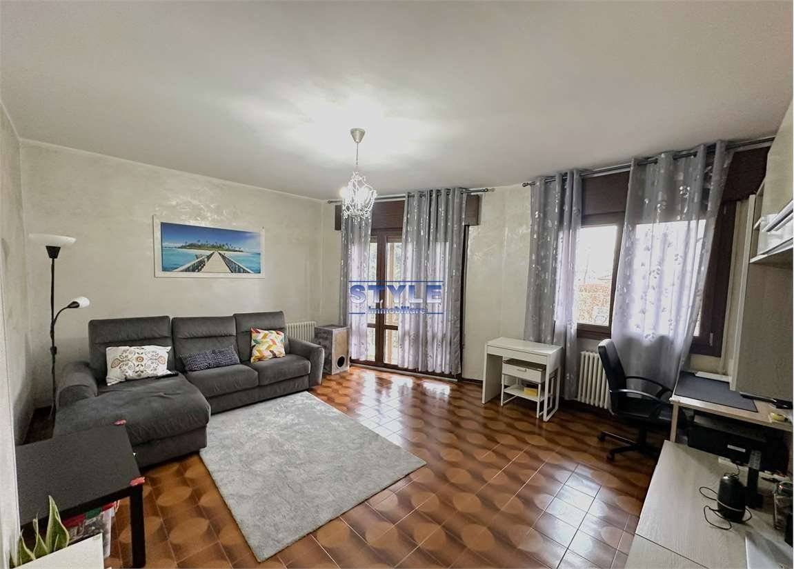 3 bedrooms Apartment in Dolo, Italy No. 60756