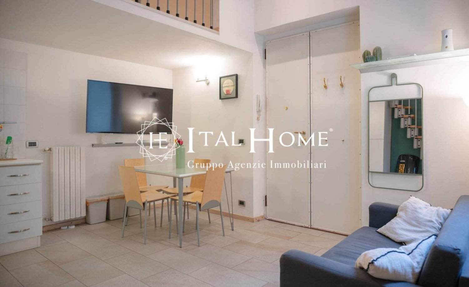 1 chambre Appartement à Milan, Italy No. 323511