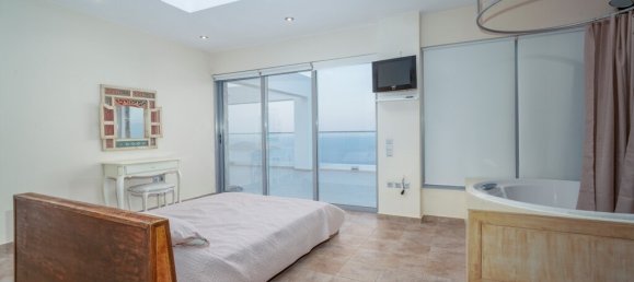 4 bedrooms Villa in Agios Nikolaos, Greece No. 3631 24