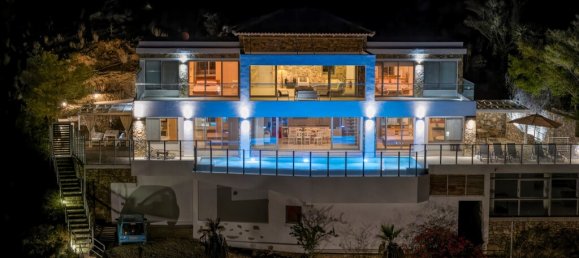 4 bedrooms Villa in Agios Nikolaos, Greece No. 3631 10