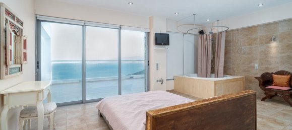 4 bedrooms Villa in Agios Nikolaos, Greece No. 3631 23