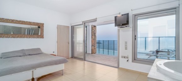 4 bedrooms Villa in Agios Nikolaos, Greece No. 3631 16