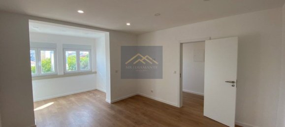 2 Schlafzimmer Wohnung in Almada, Portugal, Nr. 347930 2