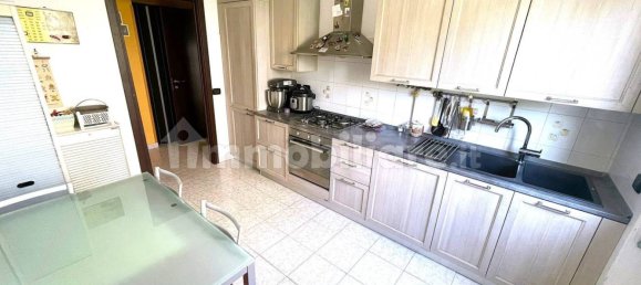 2 غرف نوم شقة في Limbiate, Italy رقم 295734 8