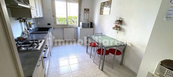 2 غرف نوم شقة في Limbiate, Italy رقم 295734 6