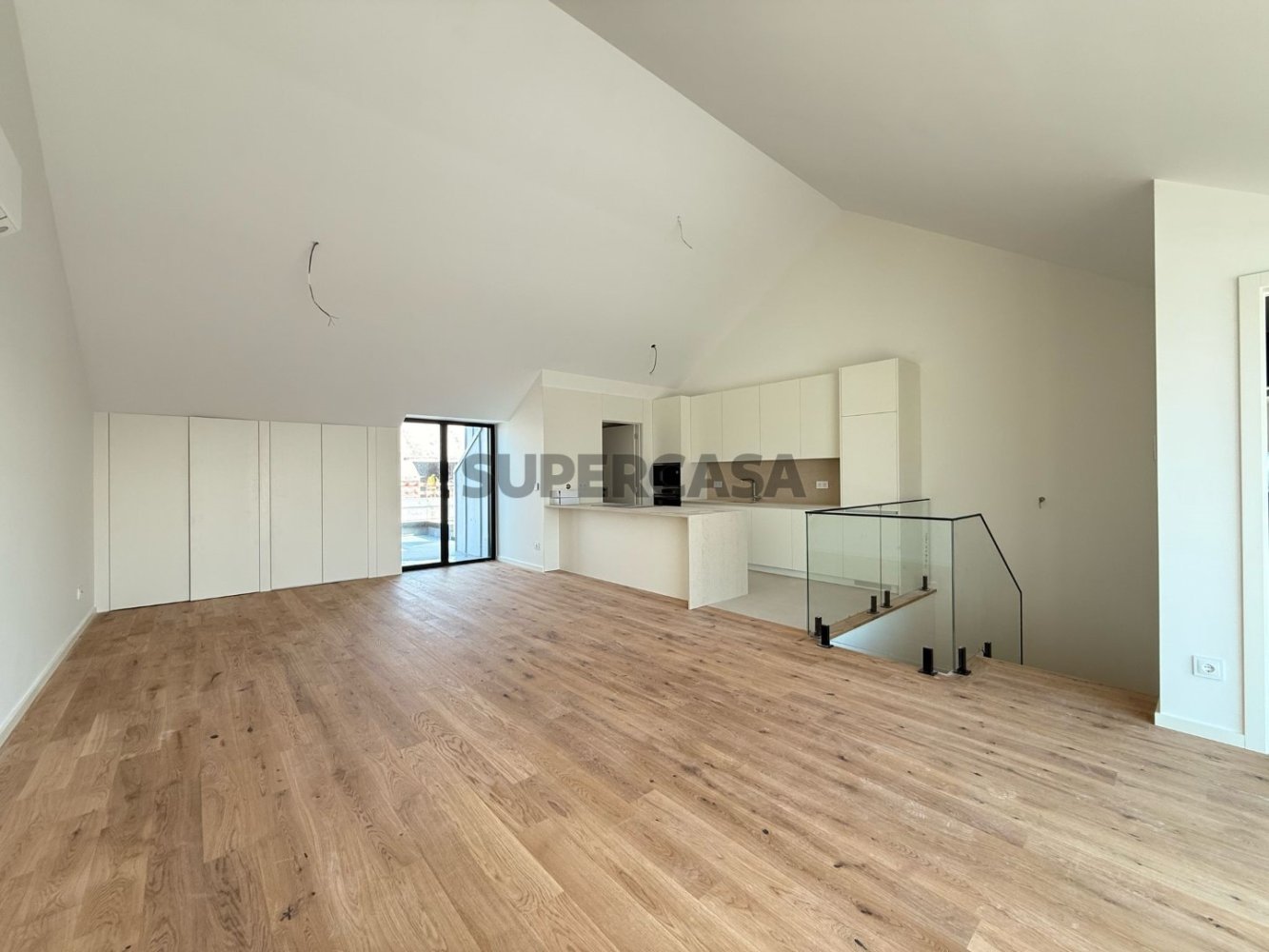 Дуплекс с 2 спальнями в Авейру, Португалия № 152490