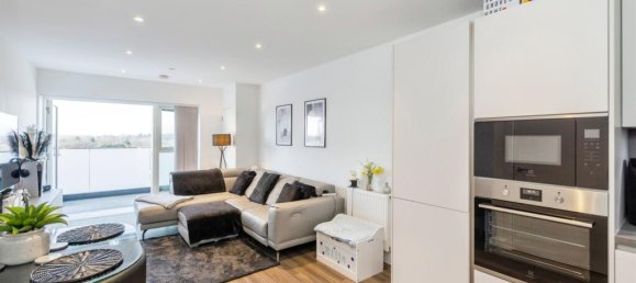 1 bedroom Apartment in Watford, United Kingdom No. 6114 2