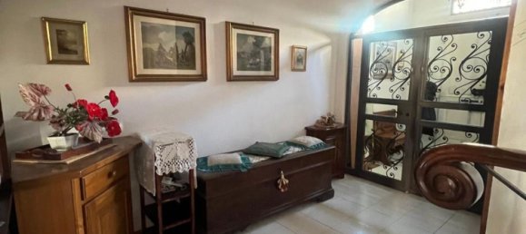 7 rooms House in Florence, Italy No. 116783 4