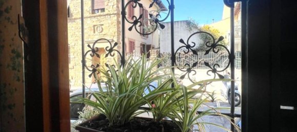 7 rooms House in Florence, Italy No. 116783 11