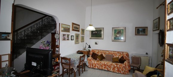 7 rooms House in Florence, Italy No. 116783 43