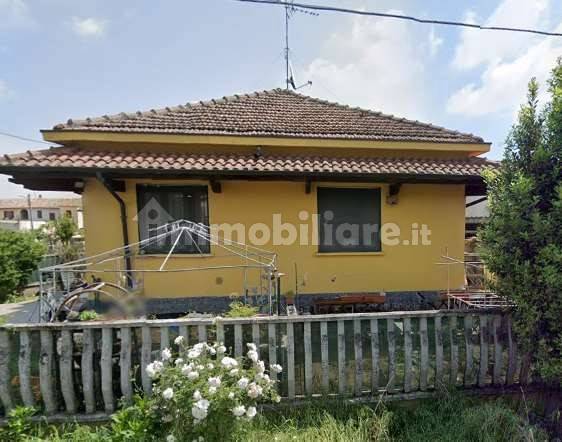 2 Schlafzimmer Wohnung in Mortara, Italy, Nr. 361516